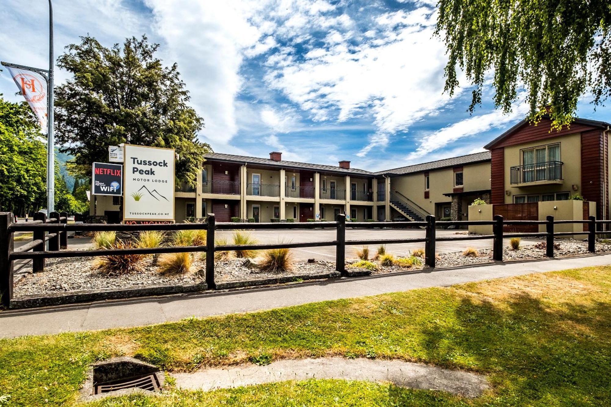 Tussock Peak Lodge Hanmer Springs Exterior foto
