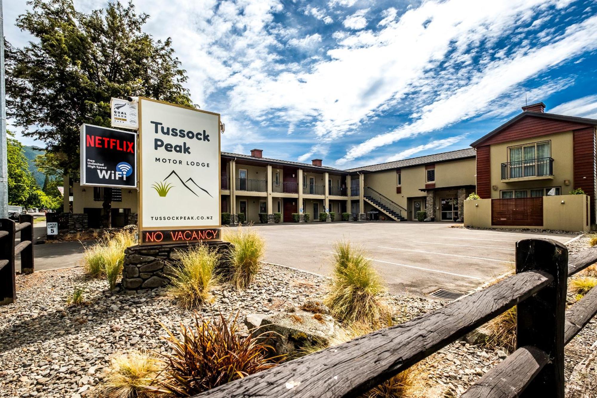 Tussock Peak Lodge Hanmer Springs Exterior foto