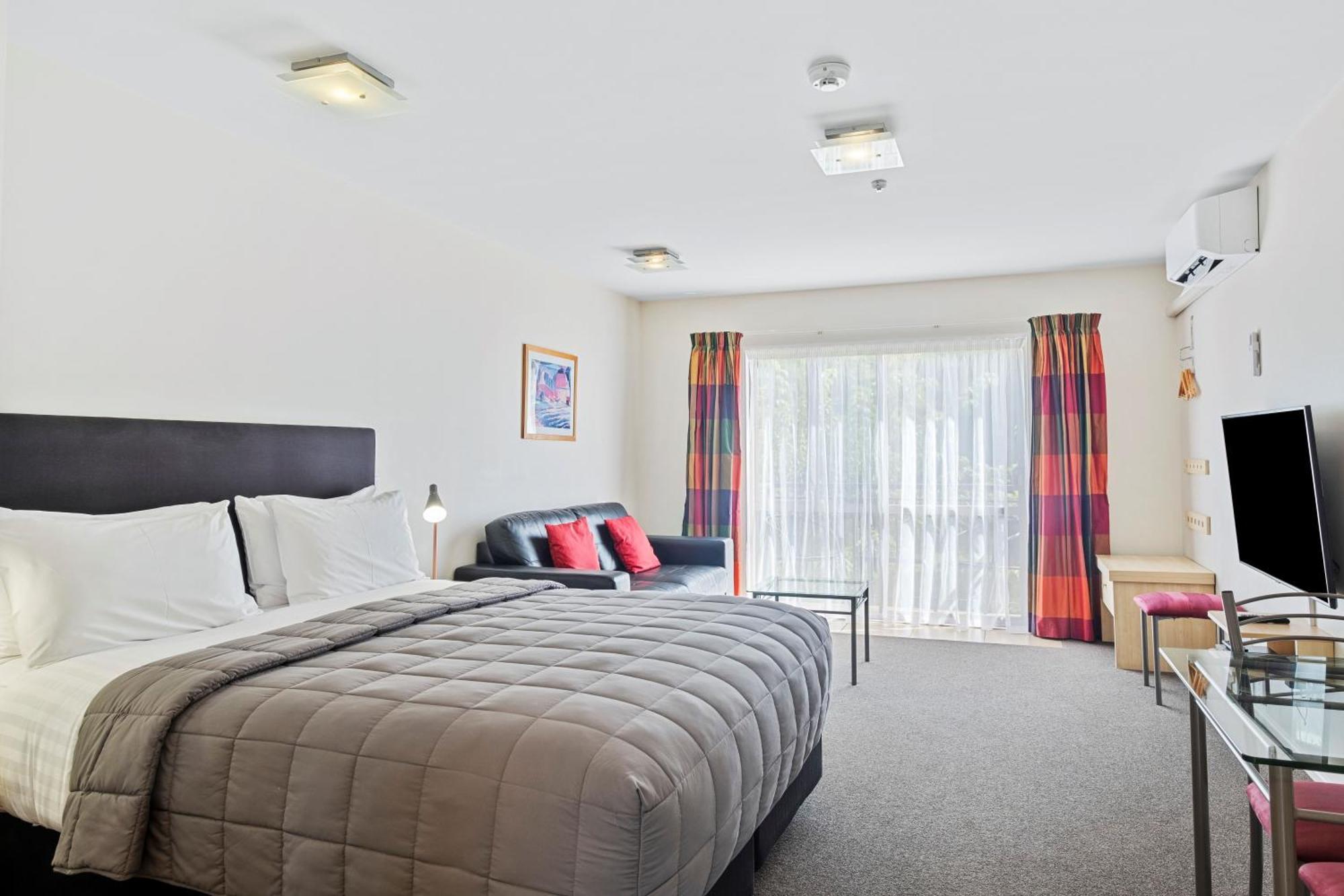 Tussock Peak Lodge Hanmer Springs Exterior foto